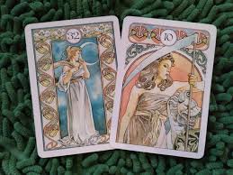 Tarot Karier untuk Kamu yang Sedang Galau Pindah Pekerjaan